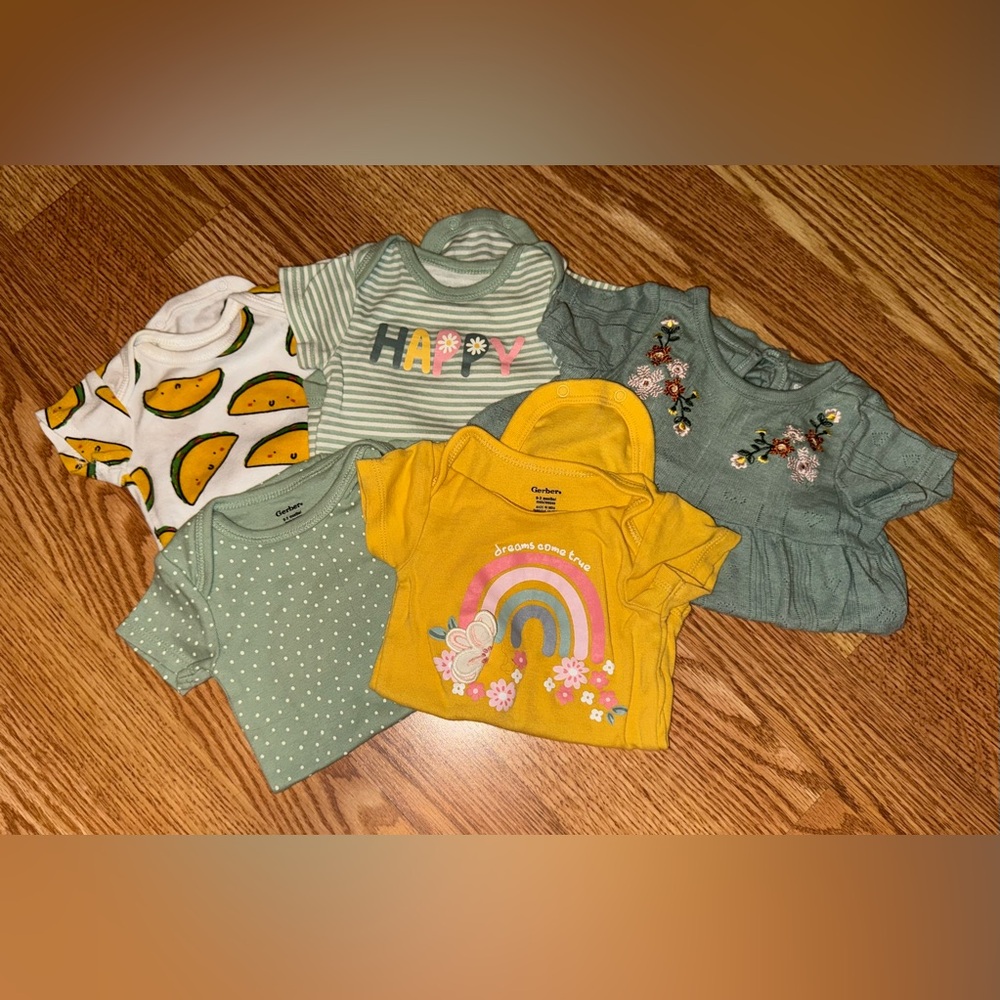 Green Bundle or 5 0-3M Onesies
